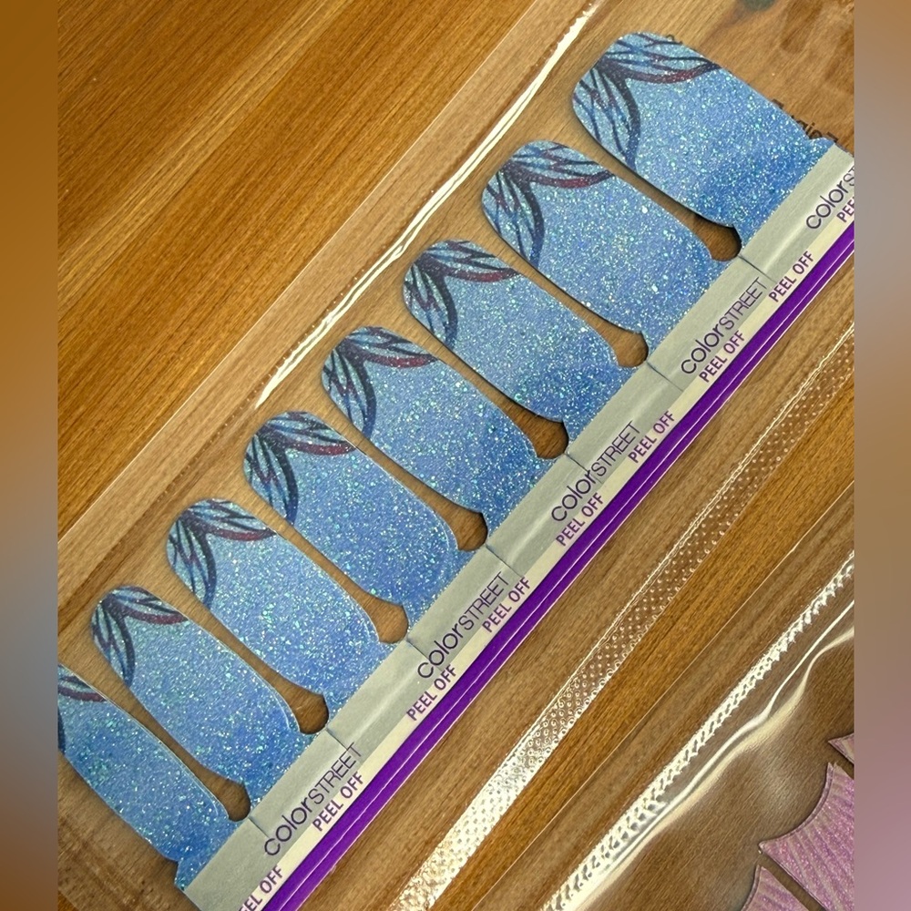 ๐
ColorStreet - Fairytale bundle 4 sets - Picture 5 of 6